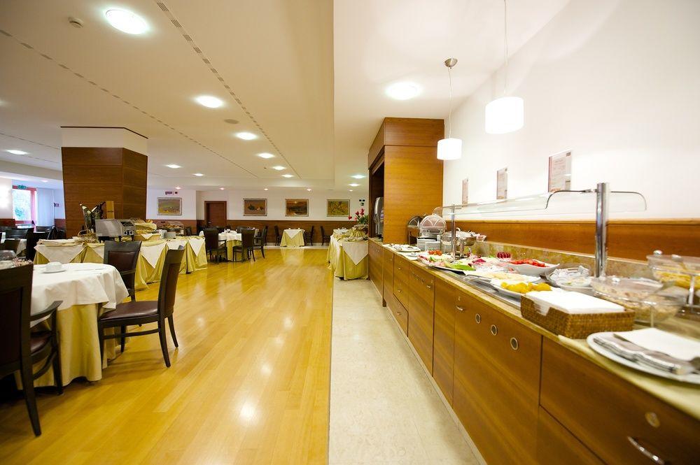 Four Points By Sheraton Siena Esterno foto