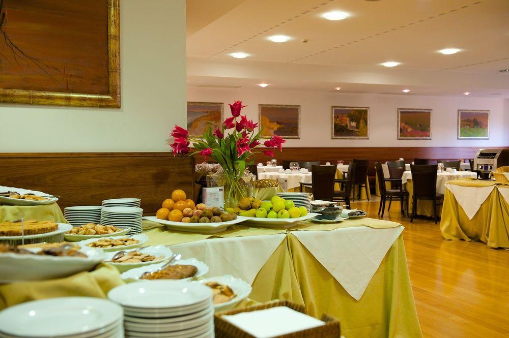 Four Points By Sheraton Siena Esterno foto