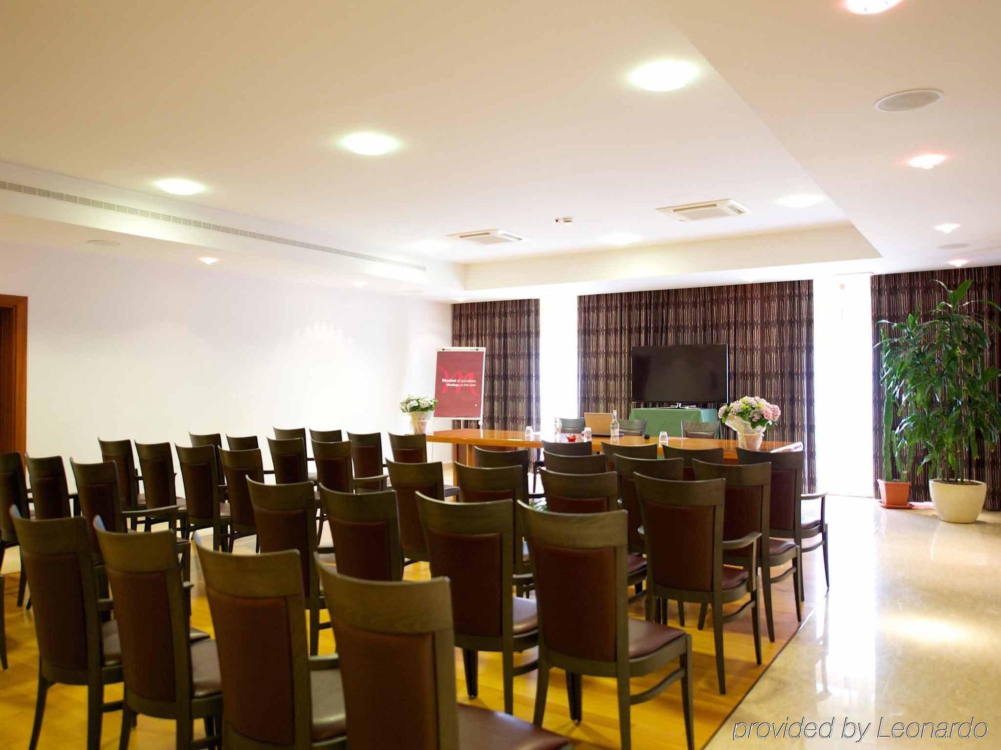 Four Points By Sheraton Siena Esterno foto