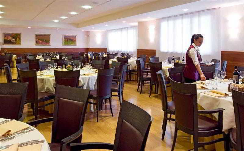 Four Points By Sheraton Siena Esterno foto